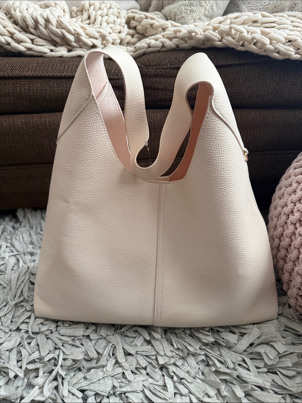 New Universal threads faux leather Soft Pebbled Hobo Tote Bag in cream color